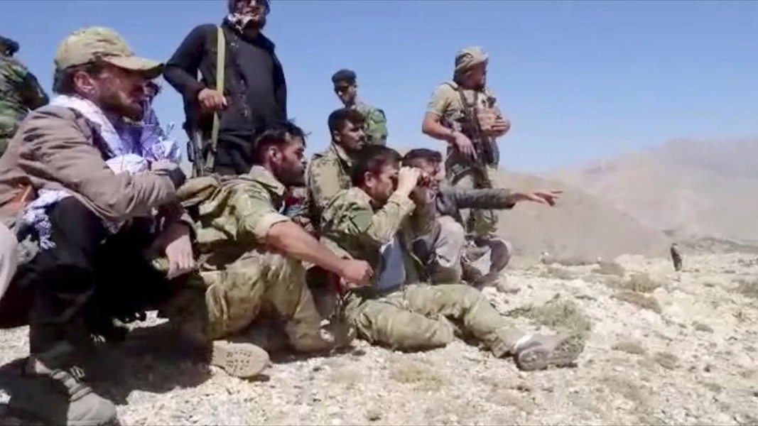 [ẢNH] Phe kháng chiến phản công gần biên giới Tajikistan, có cơ hội tái chiếm Panjshir
