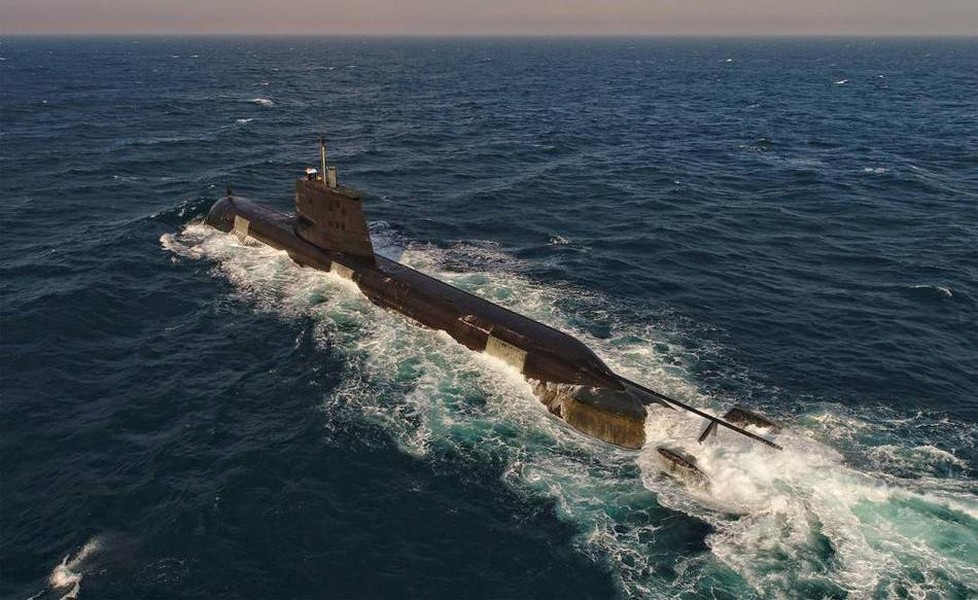[ẢNH] 6 tàu ngầm của Australia có sức mạnh thế nào mà bị thay thế?