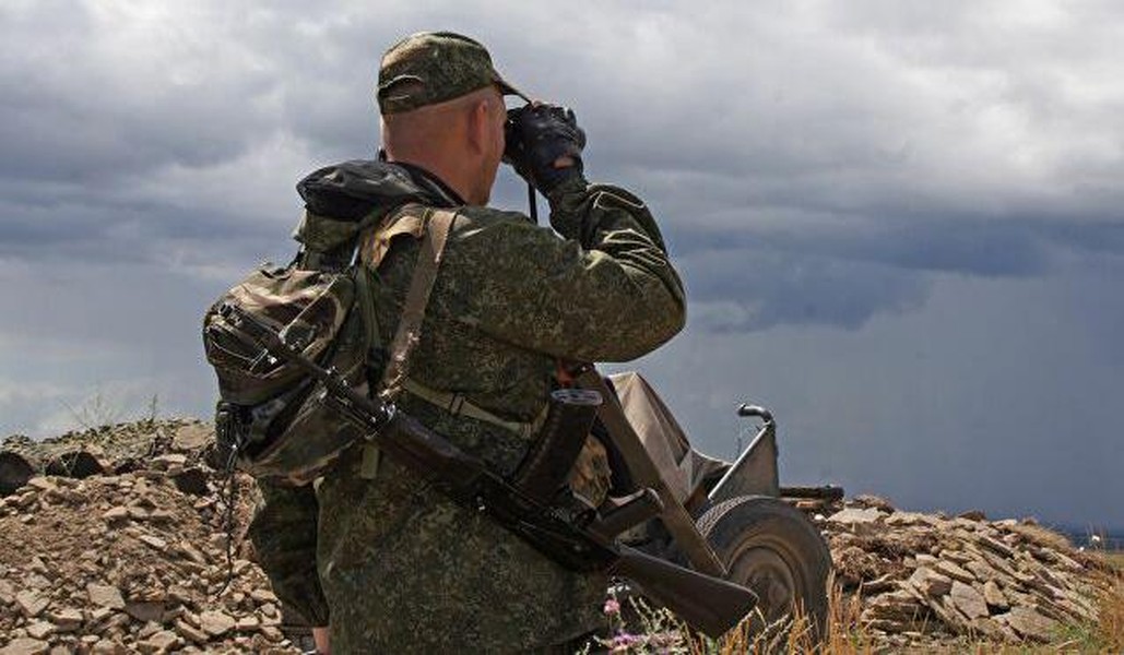 [ẢNH] Tổng Tư lệnh quân đội Ukraine ra chỉ thị ‘đánh trả không cần xin phép’ tại Donbass