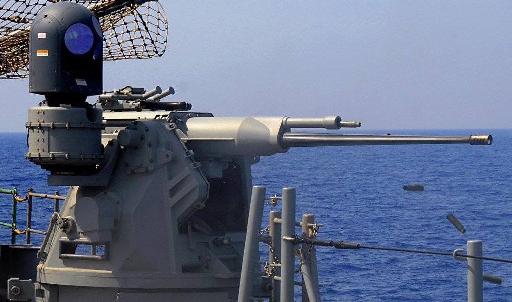 Hải pháo hiện đại Mk 38 Mỹ viện trợ cho Ukraine nguy hiểm cỡ nào?