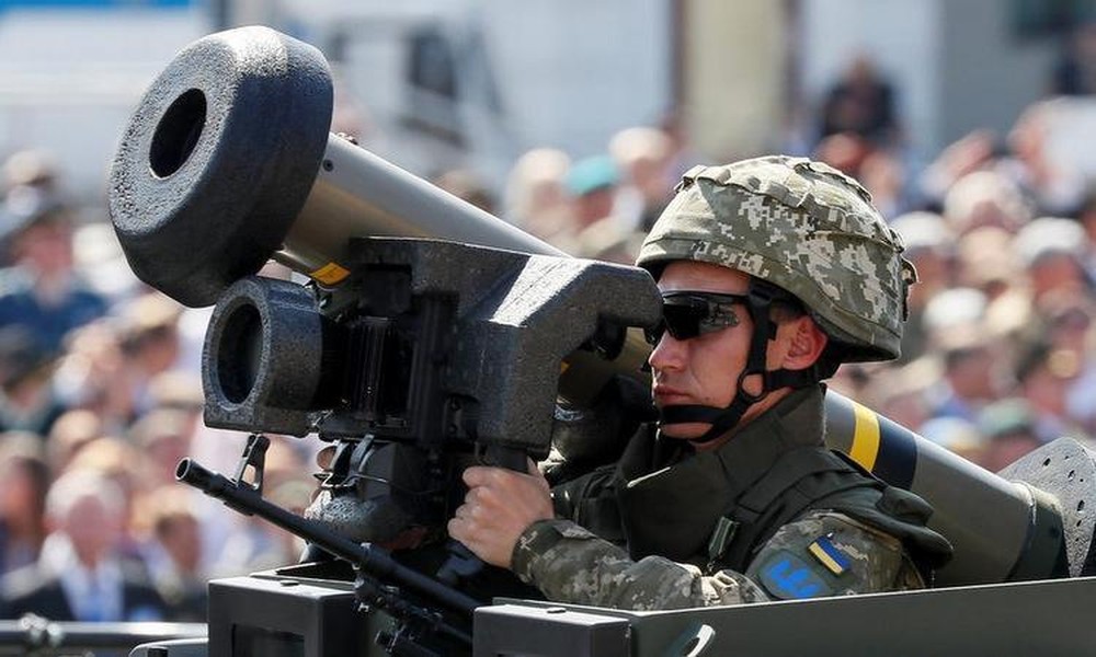 Mỹ viện trợ 'sát thủ' Javelin cho Ukraine để tự vệ