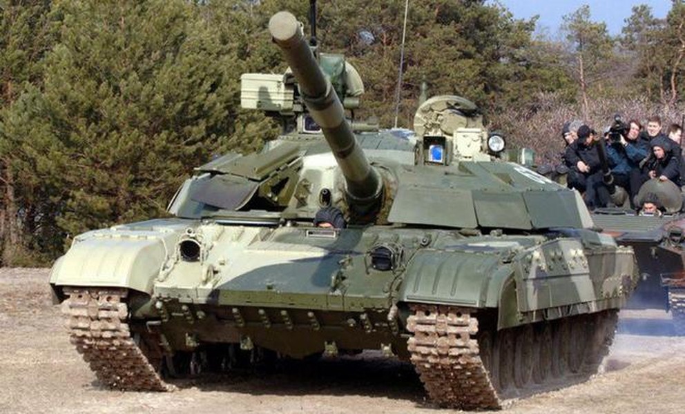 Xe tăng T-64BM Bulat cực mạnh của Ukraine xung trận đối đầu với T-72B3 của phe ly khai