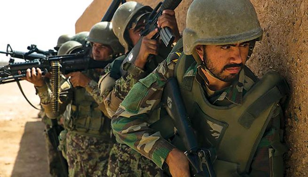 'Đội quân ma' khiến Afghanistan thảm bại dưới tay Taliban