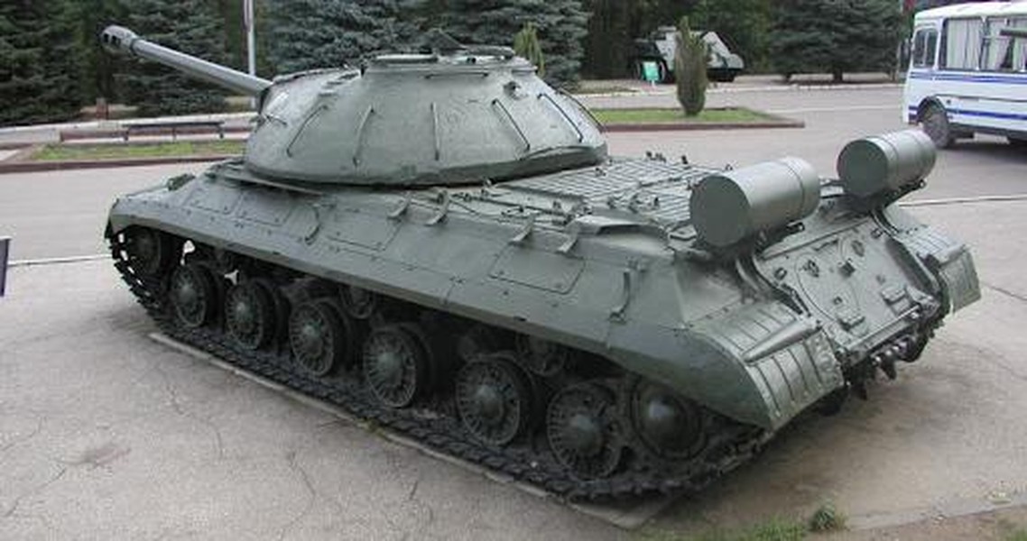 Phe ly khai phục hồi siêu tăng hạng nặng IS-3 Liên Xô, chưa kịp thị uy đã bị Ukraine bắt sống