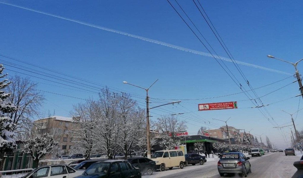 Máy bay do thám Mỹ sẽ chỉ thị mục tiêu cho Ukraine đánh Donbass?