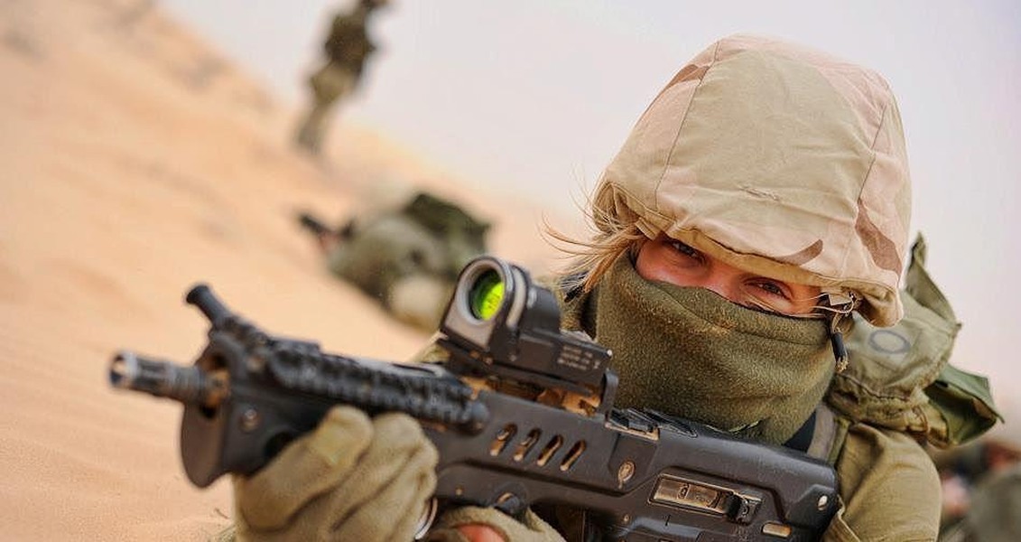 Israel lập trung đội tác chiến gồm toàn nữ xinh đẹp thiện chiến