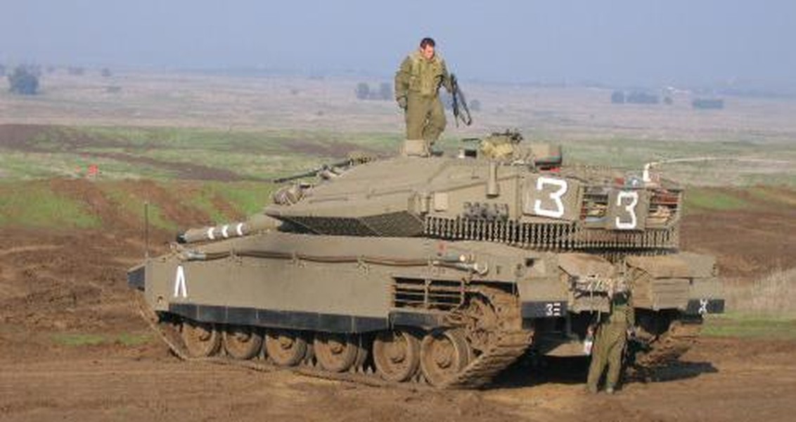 'Vua tăng' Merkava IV Israel bất ngờ nã đạn vào Syria
