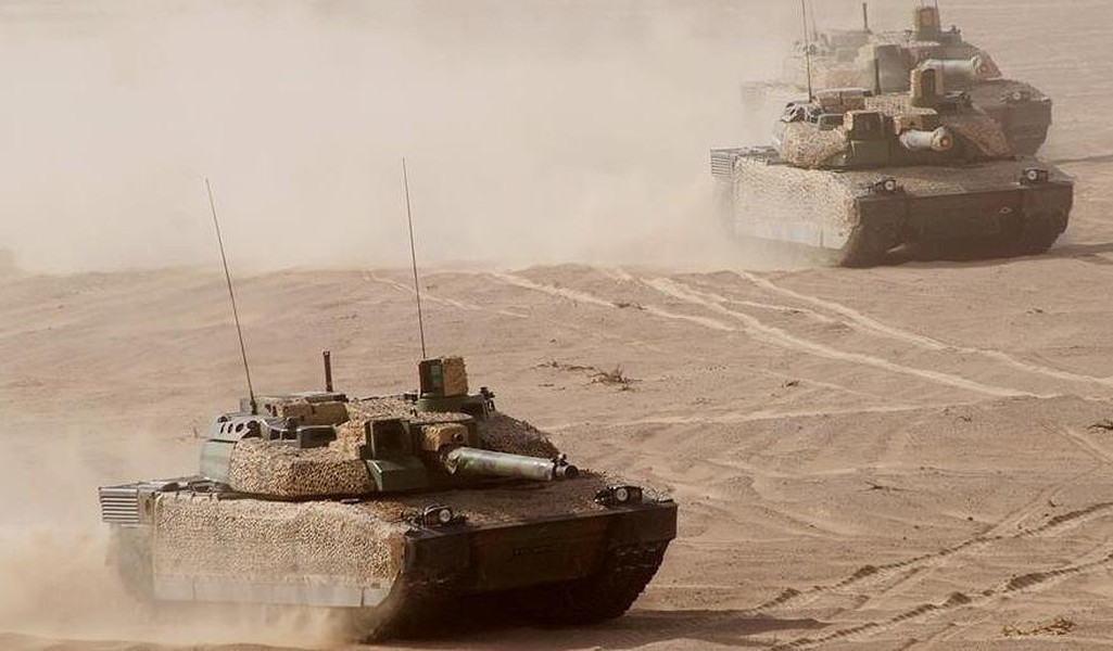 Xe tăng Pháp trang bị chỉ bằng 1/17 Nga, lấy gì để Paris đe dọa Moscow tại Donbass?