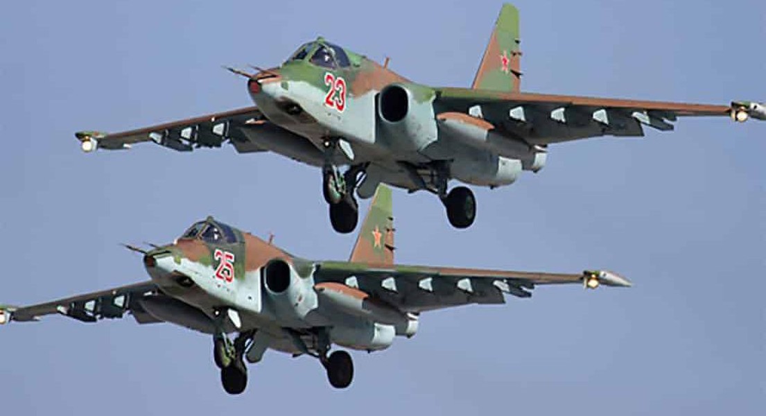 'Xe tăng bay' Su-25 Nga đã án ngữ tại biên giới Belarus - Ukraine