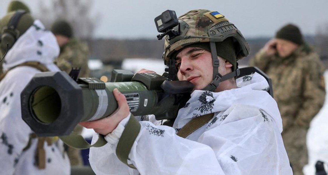 Lượng vũ khí khổng lồ từ phương Tây đang đổ dồn về Ukraine