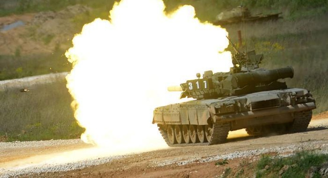 Ukraine tiếp tục bắt sống siêu tăng T-80BVM và biên chế phòng thủ trước Nga