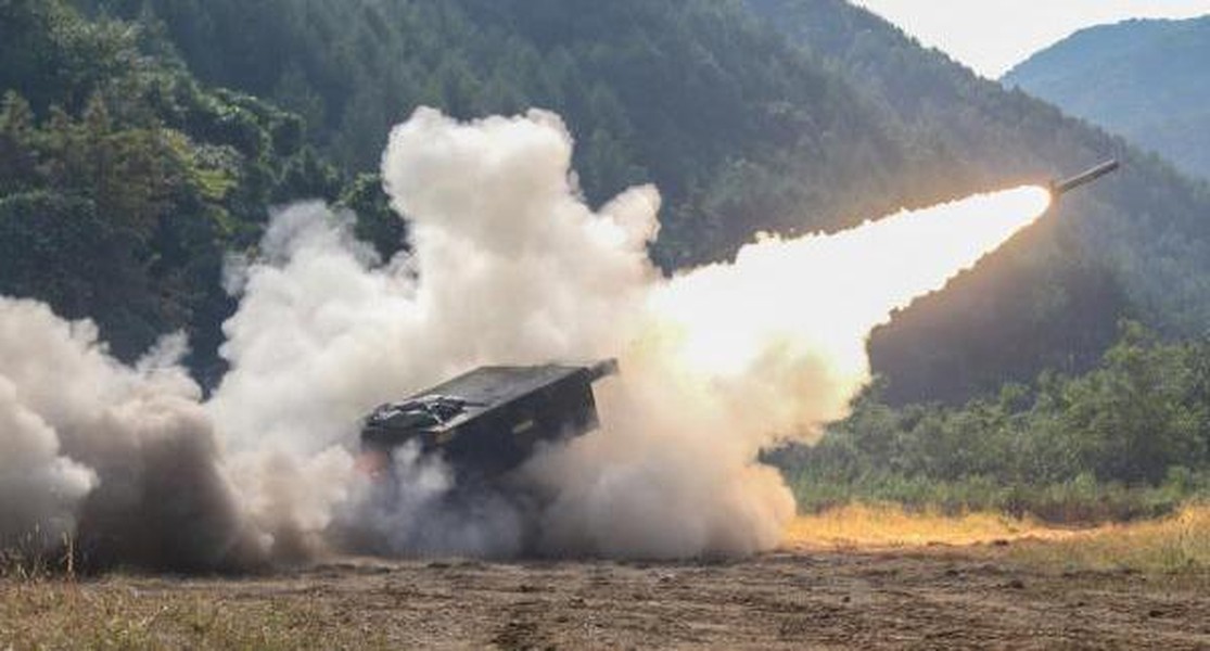 Siêu pháo phản lực M270 Mỹ bất ngờ tham chiến ở Donbas?