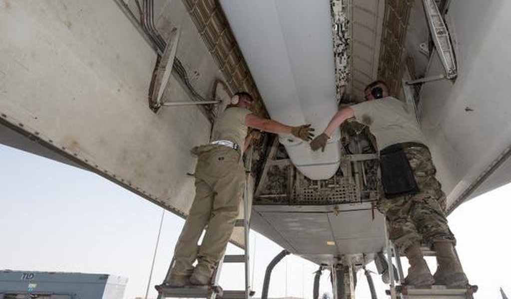 Mỹ tái triển khai biên đội oanh tạc cơ B-1B đến Guam