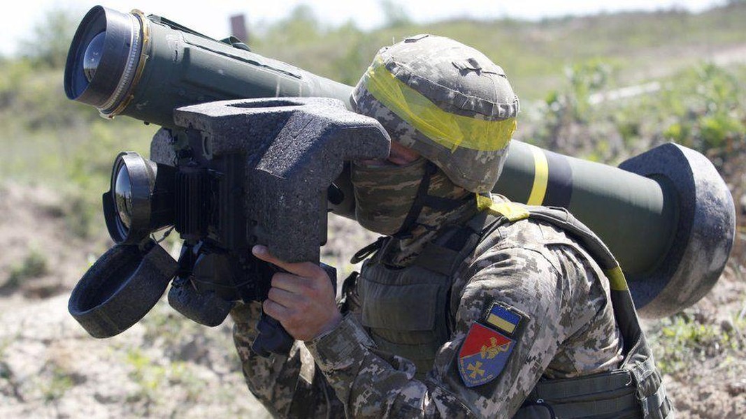 Vì sao binh lính Ukraine gặp khó khăn với 'sát thủ diệt tăng' Javelin từ Mỹ