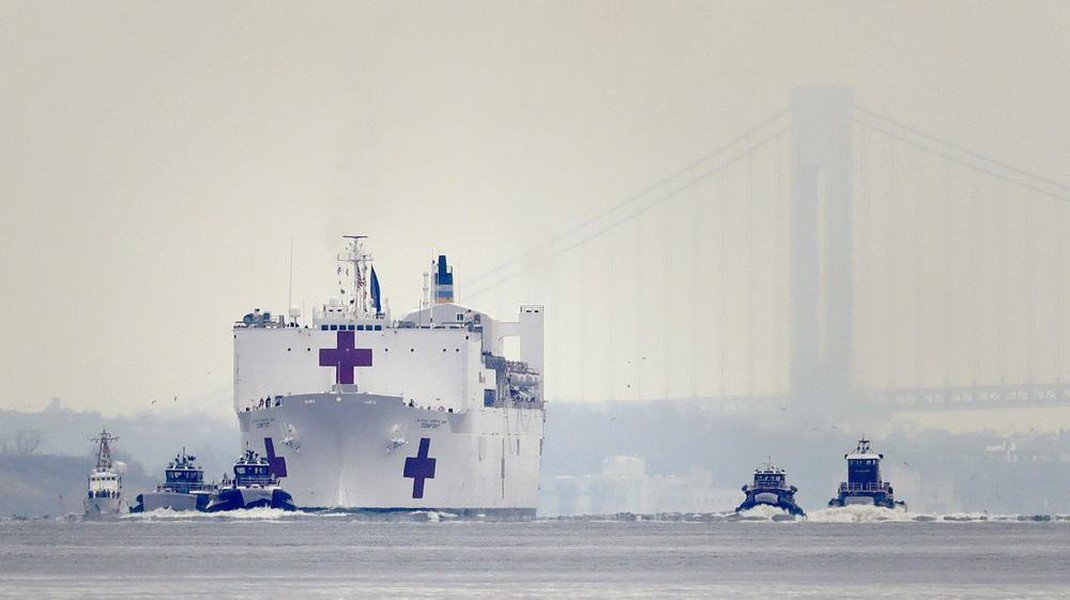 Siêu tàu bệnh viện USNS Mercy của Mỹ đến Việt Nam
