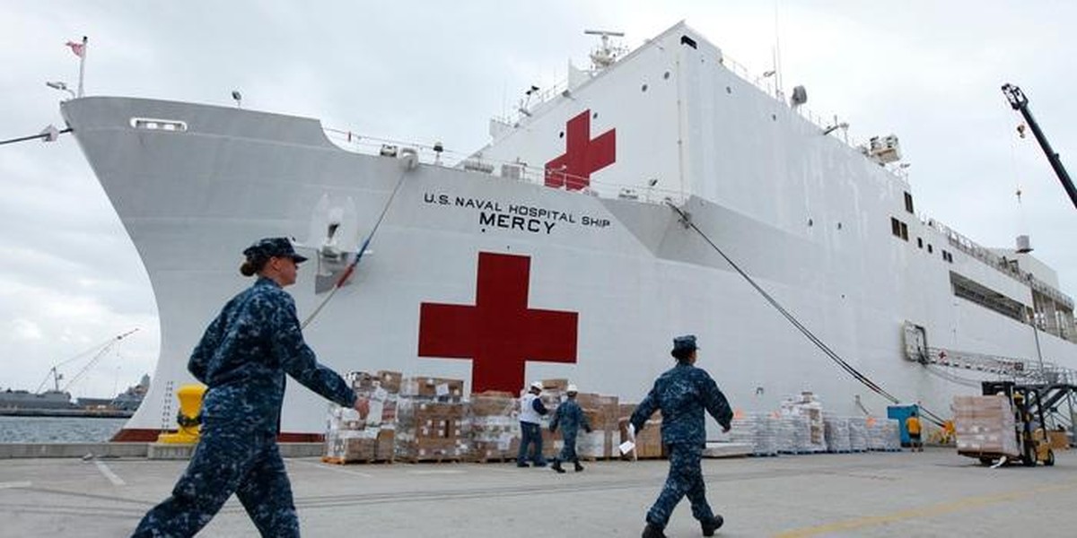Siêu tàu bệnh viện USNS Mercy của Mỹ đến Việt Nam