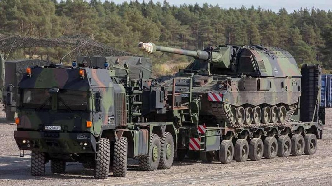 Pháo tự hành mạnh nhất thế giới của Đức chính thức tham chiến tại Donbass