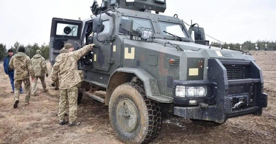 Thiết giáp Ukraine cung cấp cho 'lính đánh thuê' bị hỏa lực Nga ‘thổi tung’