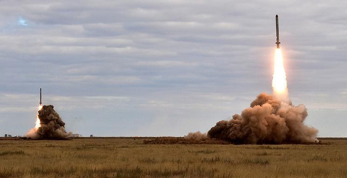 Nga khoe tên lửa đạn đạo có thể quay đầu 180 độ để tập kích hầm ngầm Ukraine