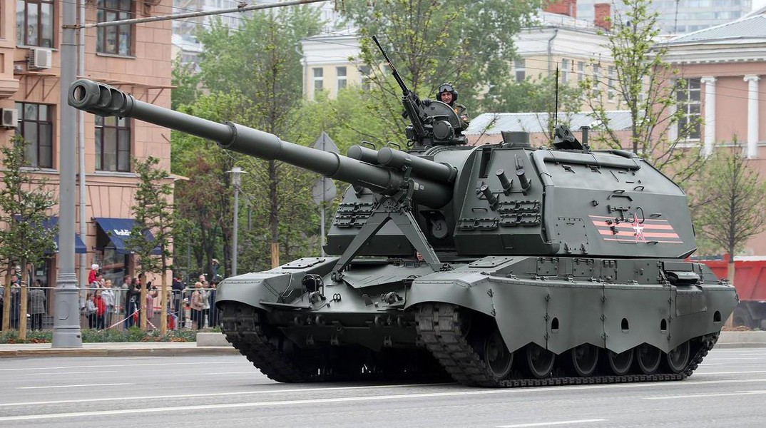Pháo tự hành 2S19 Msta-S Nga bị tập kích nổ tung cùng kho đạn tại Ukraine