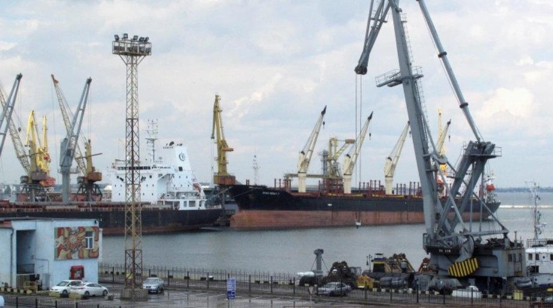 Nga nêu lý do tập kích vào cảng Odessa bằng tên lửa Kalibr