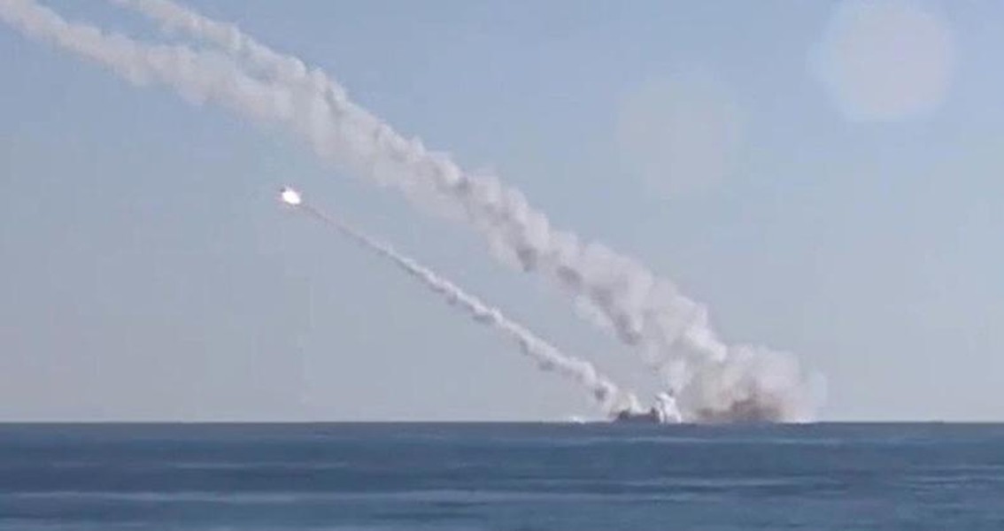 Điểm mặt chiến hạm đầu tiên của Nga trang bị tên lửa siêu vượt âm Zircon