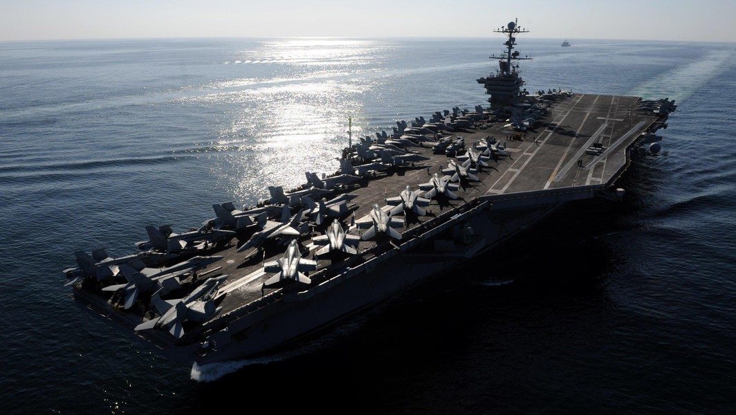 Siêu tàu sân bay USS Ronald Reagan được lệnh ở lại khu vực gần đảo Đài Loan