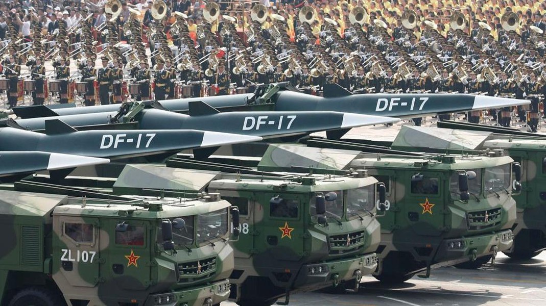 Trung Quốc bắn tên lửa siêu thanh DF-17 khi tập trận xung quanh đảo Đài Loan