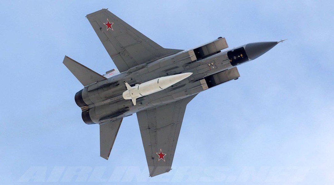 Nga điều tiêm kích MiG-31K mang 'dao găm' Kh-47 tới Kaliningrad
