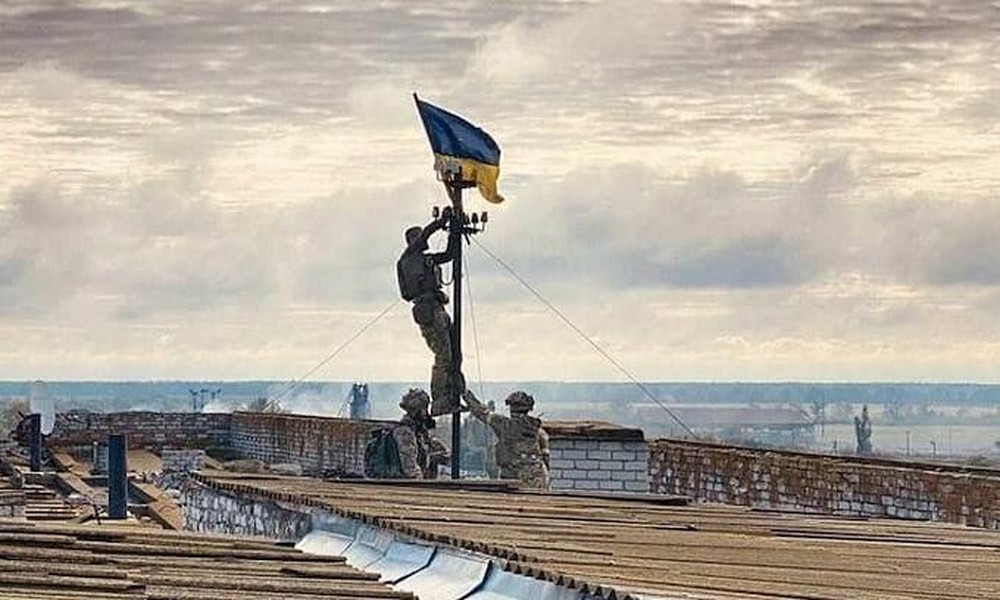 Ukraine tuyên bố phản công Nga trên toàn chiến tuyến