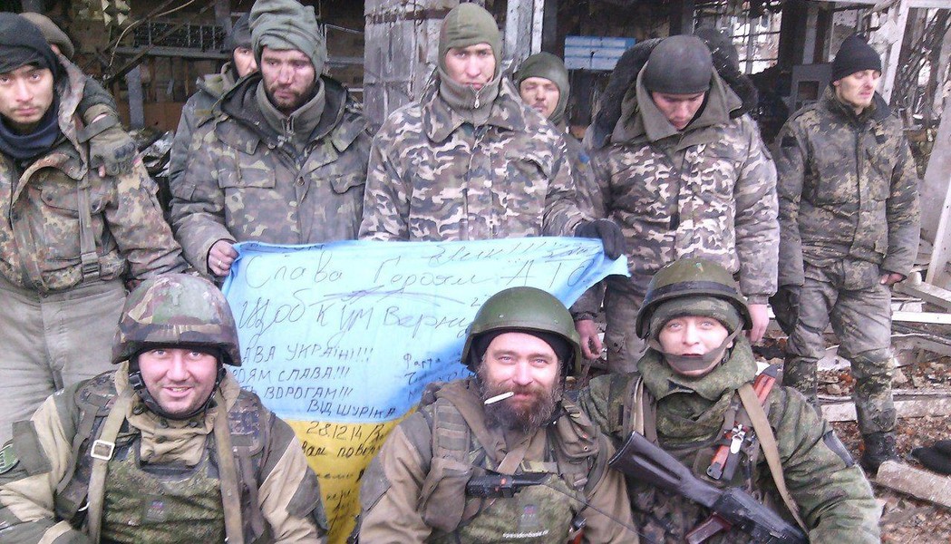 Đặc nhiệm Sparta chặn đứng quân Ukraine đột kích sân bay Donetsk