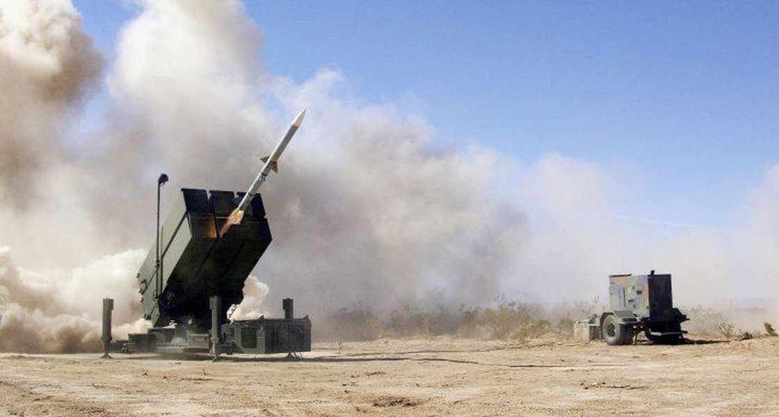 Tên lửa phòng không NASAMS 'đặc biệt' Ukraine dùng để đánh lừa đối phương