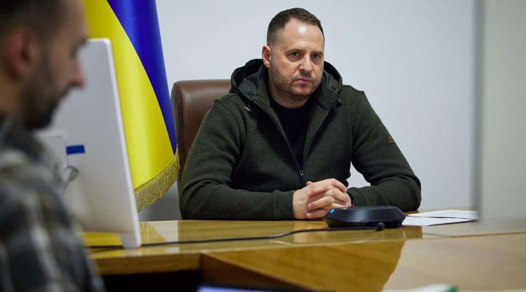Ukraine tuyên bố đã đổi tài phiệt thân Nga lấy binh sĩ tiểu đoàn Azov