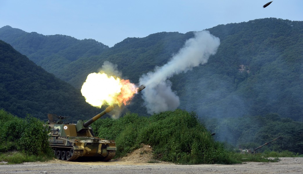 Vì sao 'thần sấm' K-9 Hàn Quốc thắng lớn trên thị trường vũ khí phương Tây?