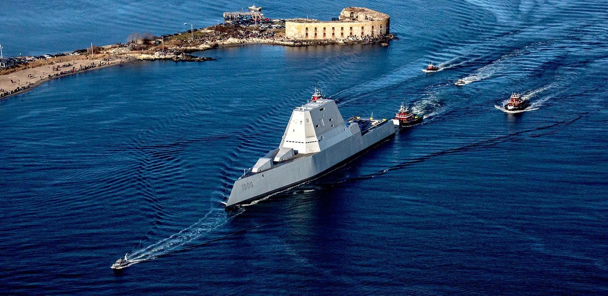 Mỹ triển khai siêu tàu khu trục USS Zumwalt tàng hình trị giá 9 tỷ USD đến châu Á