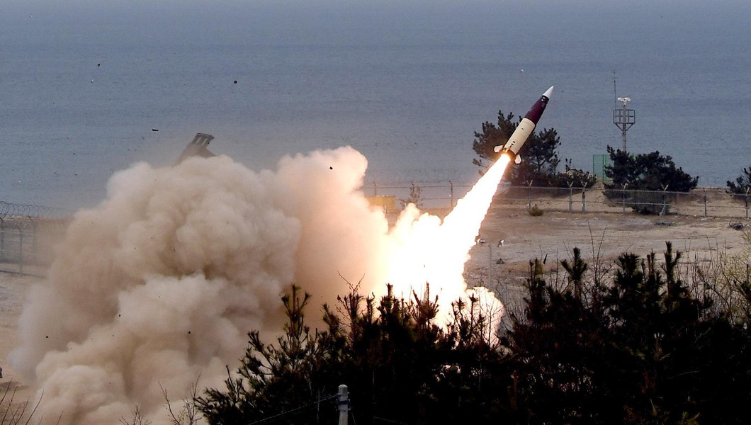 Ukraine gửi danh sách mục tiêu tới Mỹ để xin tên lửa ATACMS cho pháo HIMARS?