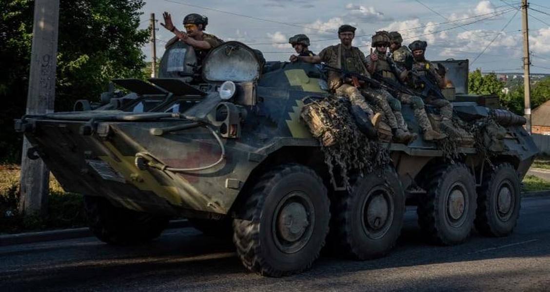 Ukraine chọc thủng phòng tuyến của Nga ở Kherson