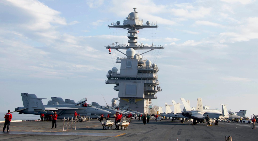 Siêu tàu sân bay USS Gerald R. Ford đắt nhất của Mỹ lần đầu triển khai
