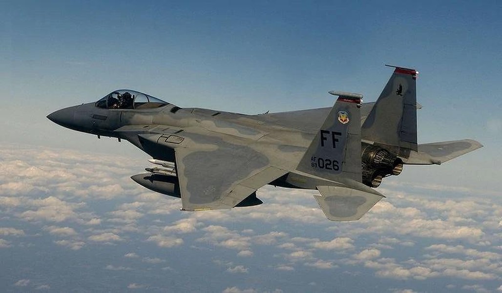 Vì sao Mỹ triệt thoái toàn bộ phi đội 'Đại bàng bất bại' F-15 đồn trú ở Nhật Bản?