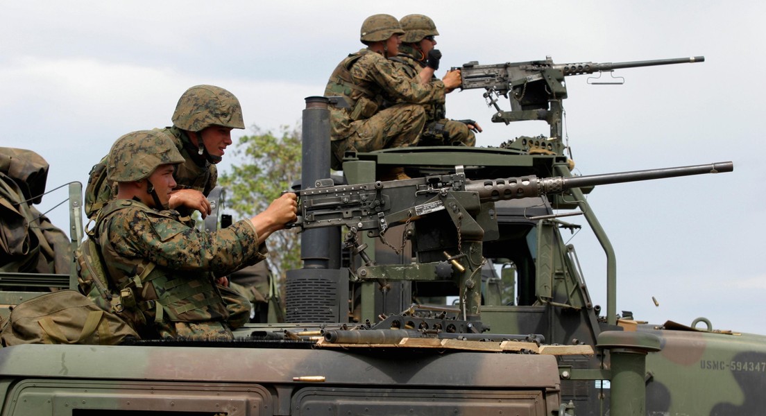 Tại sao Mỹ lại cấp 150 súng máy M2 Browning gắn kính ngắm ảnh nhiệt cho Ukraine?