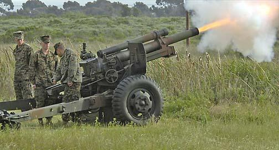 Lính Ukraine khai hỏa lựu pháo M101 hơn 80 năm tuổi
