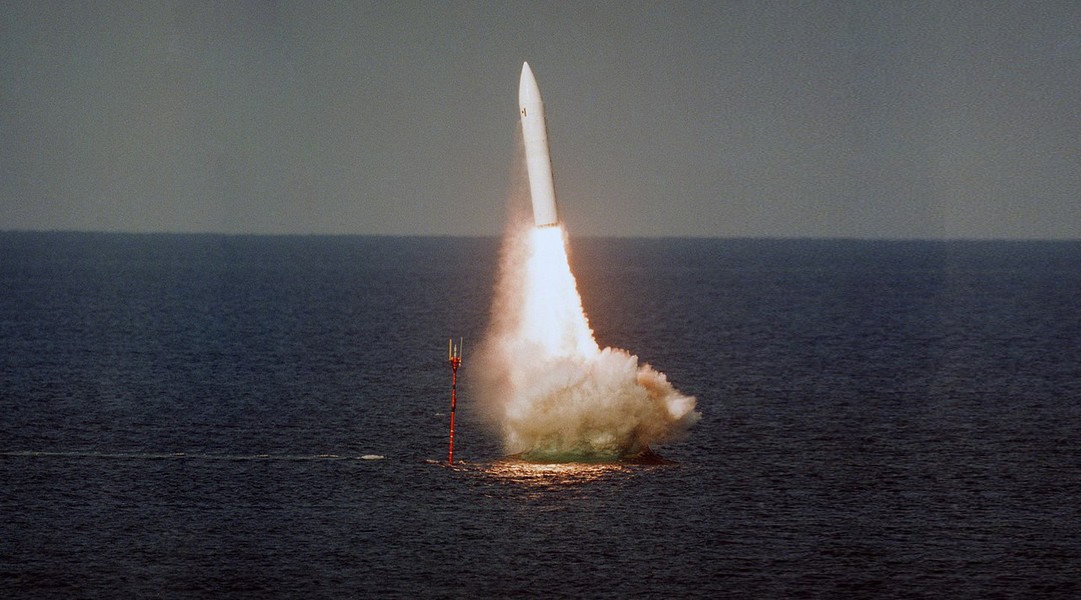 Thủy phi cơ siêu dị Bartini VVA-14 của Liên Xô có thể diệt tàu ngầm hạt nhân, vì sao chết yểu?
