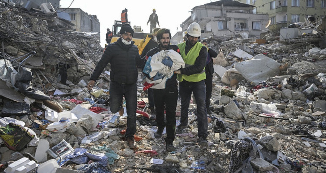 Doanh nhân ẩn danh quyên góp 30 triệu USD ủng hộ nạn nhân động đất Thổ Nhĩ Kỳ và Syria
