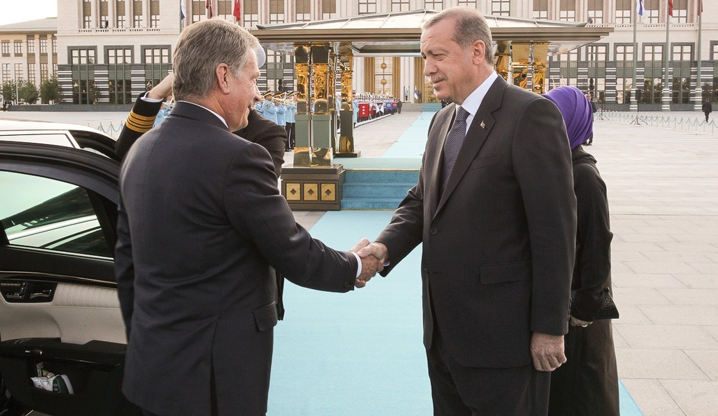 Thổ Nhĩ Kỳ và Hungary cùng phê duyệt Phần Lan gia nhập NATO