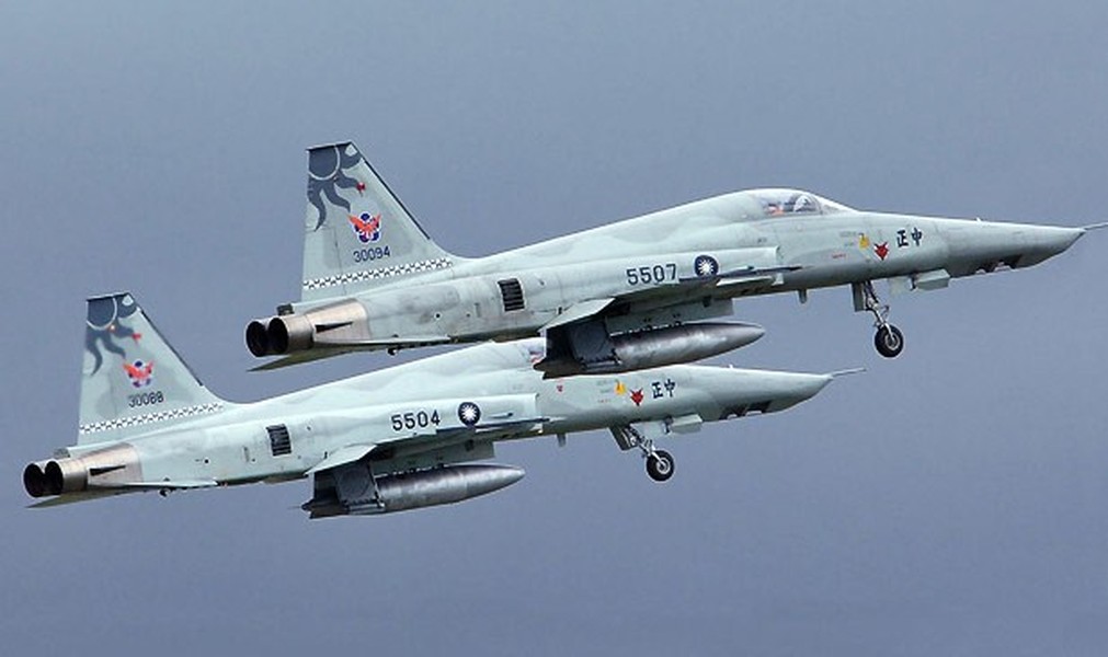 Tiêm kích Mirage 2000 đã thắng với tỷ lệ 4:1 trong không chiến với F-16