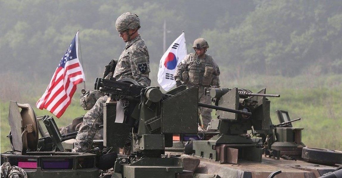Triều Tiên phóng tên lửa hạt nhân Hwasong-18 hiện đại nhất để răn đe Mỹ - Hàn