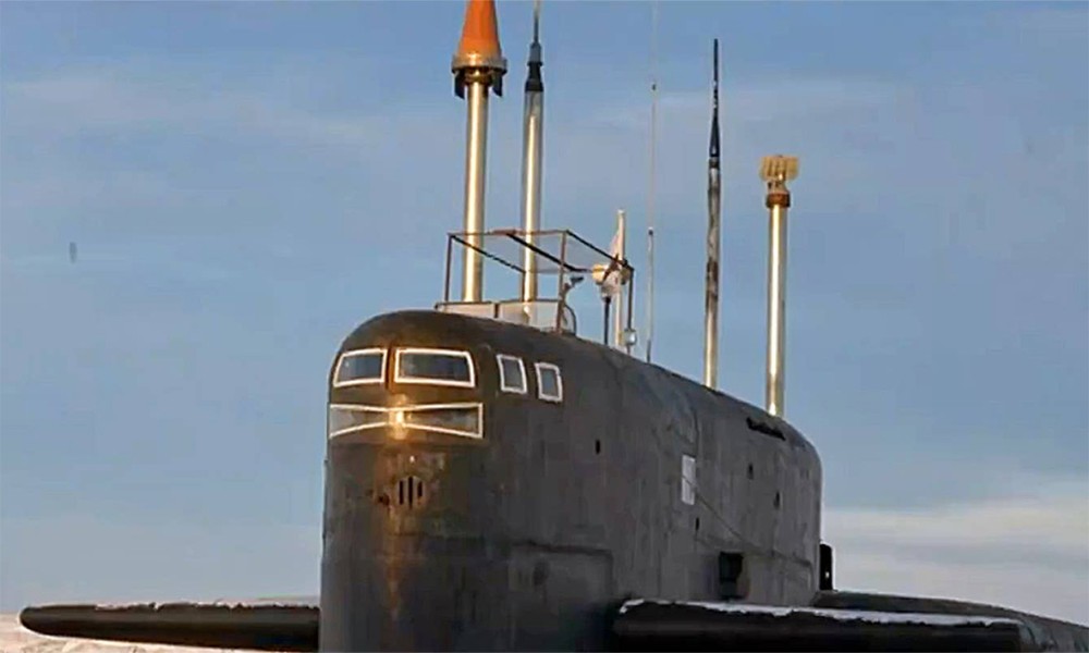 Tàu ngầm hạt nhân Nga trang bị giáp lồng để đối phó UAV tập kích?