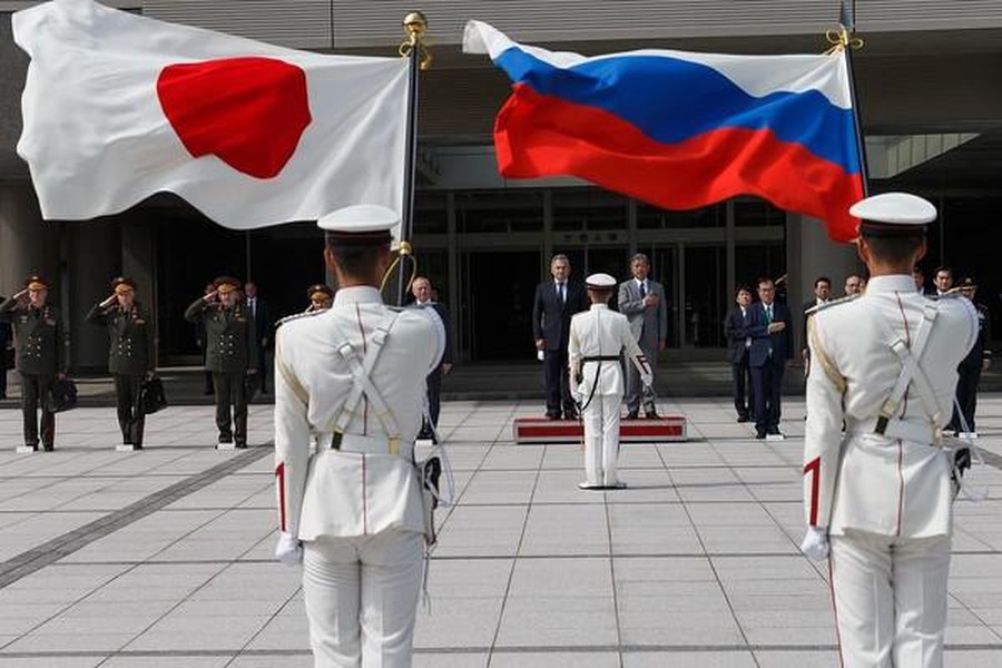 Nhật Bản gặp khó trong quan hệ với Nga vì vấn đề quần đảo Kuril và Ukraine