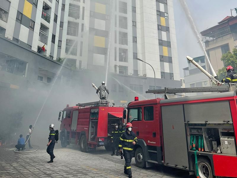 Ứng phó nhanh với tình huống hỏa hoạn giả định phức tạp tại Rice City Sông Hồng