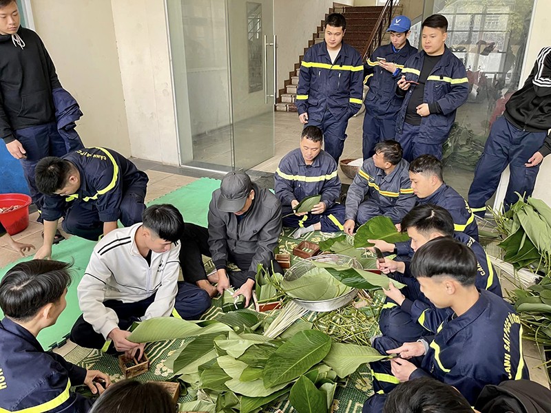  Hình ảnh sẵn sàng đón xuân của lính cứu hoả Công an quận Long Biên